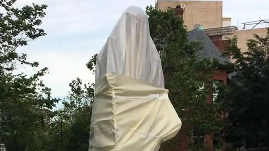 Gandhi's Statue vandalized by protesters outside Indian Embassy in Washington DC