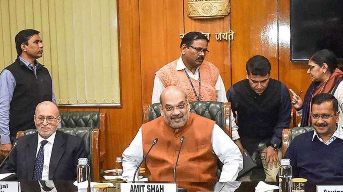 coronavirus india, 465000 cases covid-19 india, Amit shah does video meet with Arvind Kejriwal,  Deputy CM Manish Sisodia,  and Lieutenant Governor Anil Baija