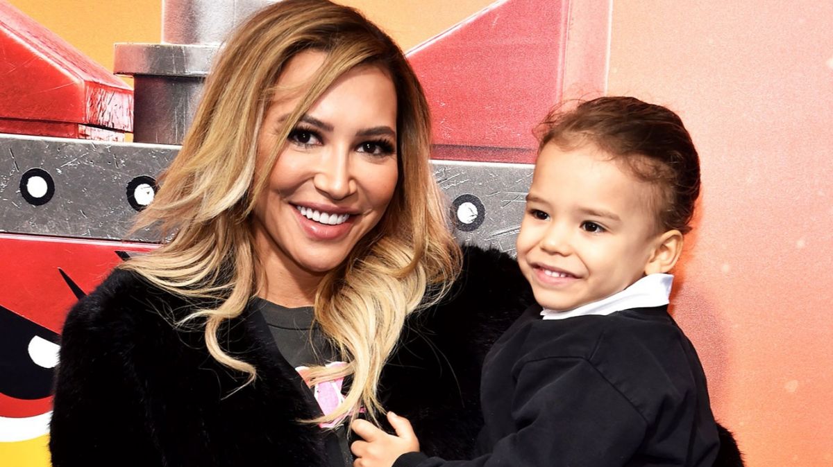 Alone On A Boat In The Lake, Missing Naya Rivera,  four-year-vintage son, california beach, pirulake, missing, boating