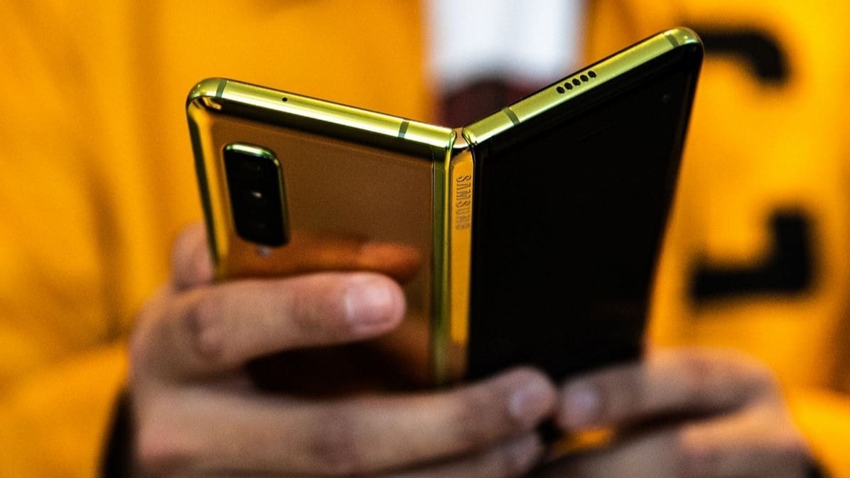Samsung, Apple, Galaxy 20, 5G network, Galaxy Z Fold 2, Ben Wood from the CCS Insight consultancy, Samsung Uncovers Galaxy Z Fold 2 And Note 20 Cell Phones