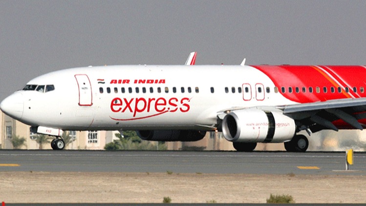 air india, air india crash, calicut, kerela, Kerala plane accident: Air India plane breaks in two at Calicut runway, global news, world news, Kozhikode, Air India plane crash: Kerala plane accident at Calicut runway.