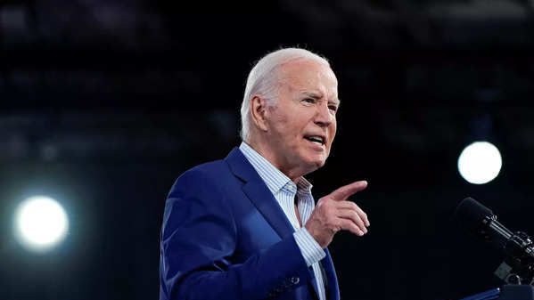 Biden Firm on Staying Amid Rising Pressure, Biden Firm o,  Amid Rising Pressure , presidential election.,  upcoming 2024 presidential election.