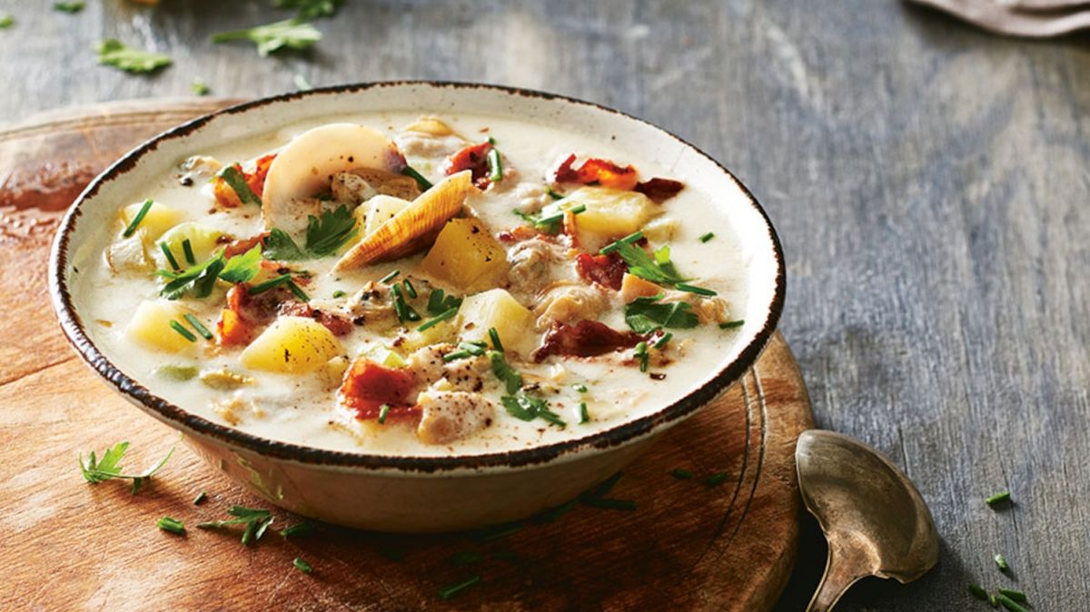 Discover the Comfort of Clam Chowder, Clam Chowder, one of best dish in usa, one of best dish in america, Clam Chowder best dish in us , Clam Chowder best dish in america
