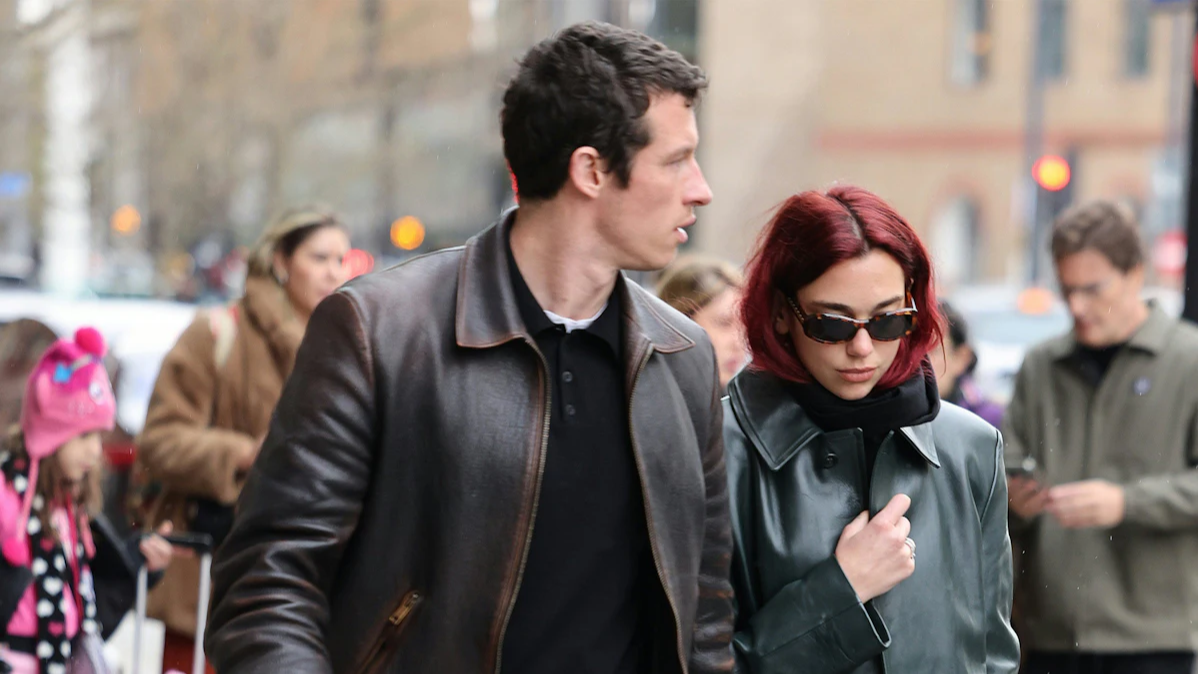 Dua Lipa and Callum Turner Revive the Vintage Travel Accessory, Dua Lipa and Callum Turner ,  Revive the Vintage Travel Accessory , Dua Lipa , Callum Turner, Dua Lipa and Callum Turner Revive the Vintage , Travel Accessory