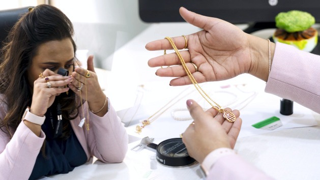 jewelry accreditation , Accredited Jewellery Appraiser, jinasjewels