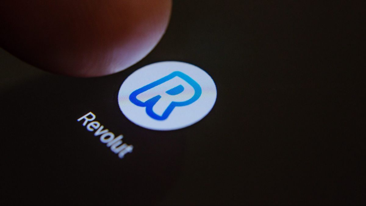 Revolut scam victims,  NHS consultant fraud,  Revolut fraud case,  Revolut legal battle,  digital wallet fraud,  financial fraud UK,  Revolut Financial Ombudsman complaint,  Revolut scam investigations,  Revolut customer complaints,  cyber fraud