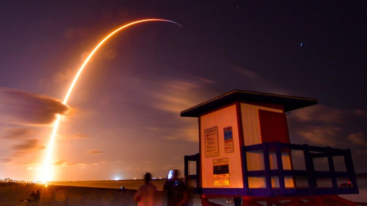 SpaceX's Road,  CEO Elon Musk , The Fastest Internet From The Orbit, broadband satellites, quickest broadband web access ,  planet,  Earth., SpaceX's offered for $16 billion sponsorship , world news, global news