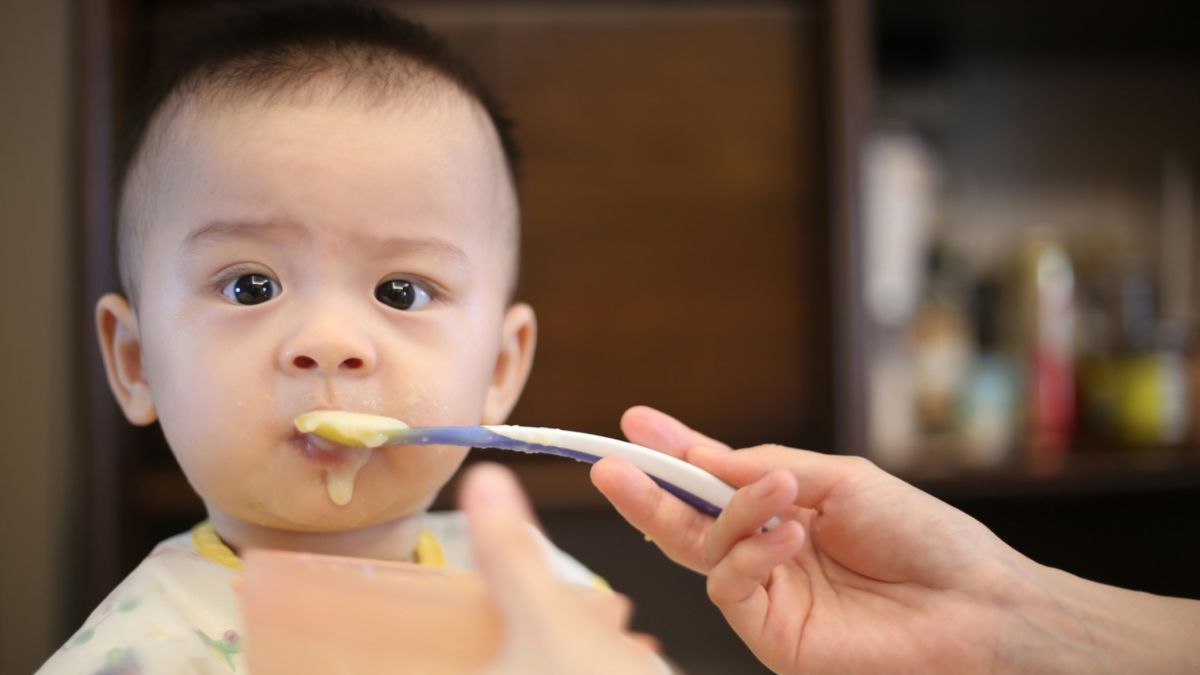 hidden sugars,  baby food,  Asia,  health concerns,  infant health,  sugar content,  nutritional risks,  food labeling,  baby nutrition,  childhood obesity