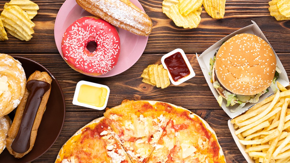 TV ban on junk food advertisements,  junk food,  public health,  advertising regulation,  childhood obesity