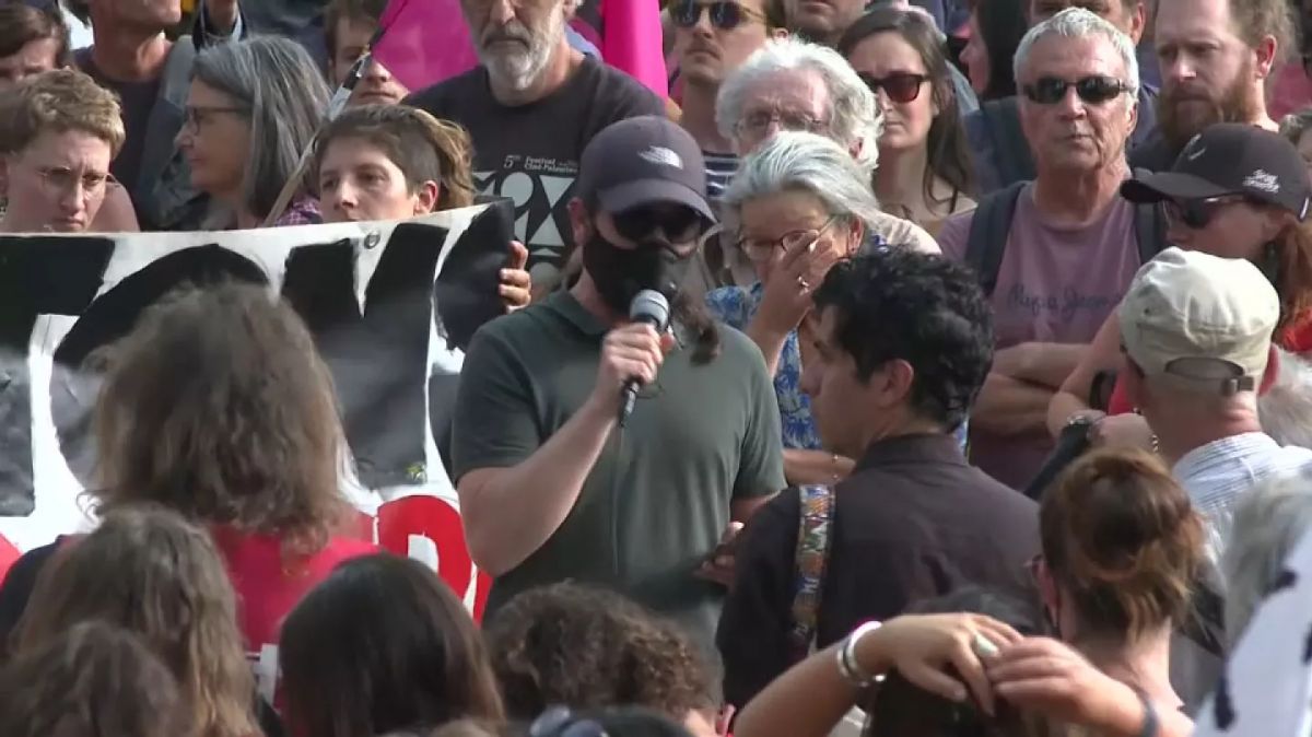 Italian village,  Belcastro healthcare crisis,  Calabria healthcare system,  Italian healthcare issues,  emergency medical care,  Calabria hospitals,  Antonio Torchia,  healthcare reform,  Cuban doctors in Italy,  rural healthcare challenges