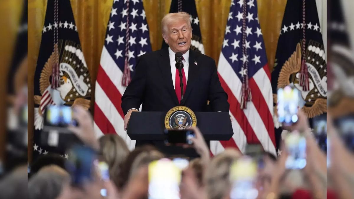 Trump tariff hike,  US businesses,  trade war,  import tariffs,  economic concerns,  price hikes,  supply chain disruption,  global trade,  construction costs,  retail industry