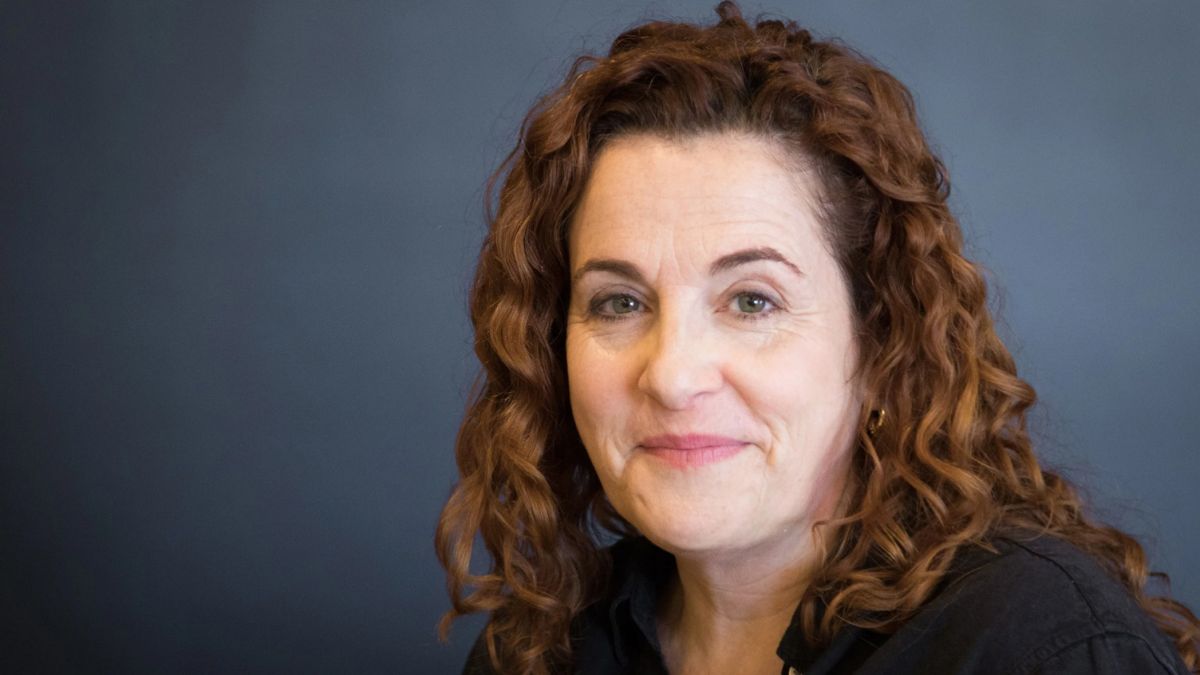 Harvard funding freeze,  Harvard students protest,  $2 billion funding freeze,  student reactions Harvard,  Harvard university financial issues,  student backlash Harvard funding,  Harvard financial priorities,  Harvard university cuts,  education funding freeze,  university funding freeze reaction