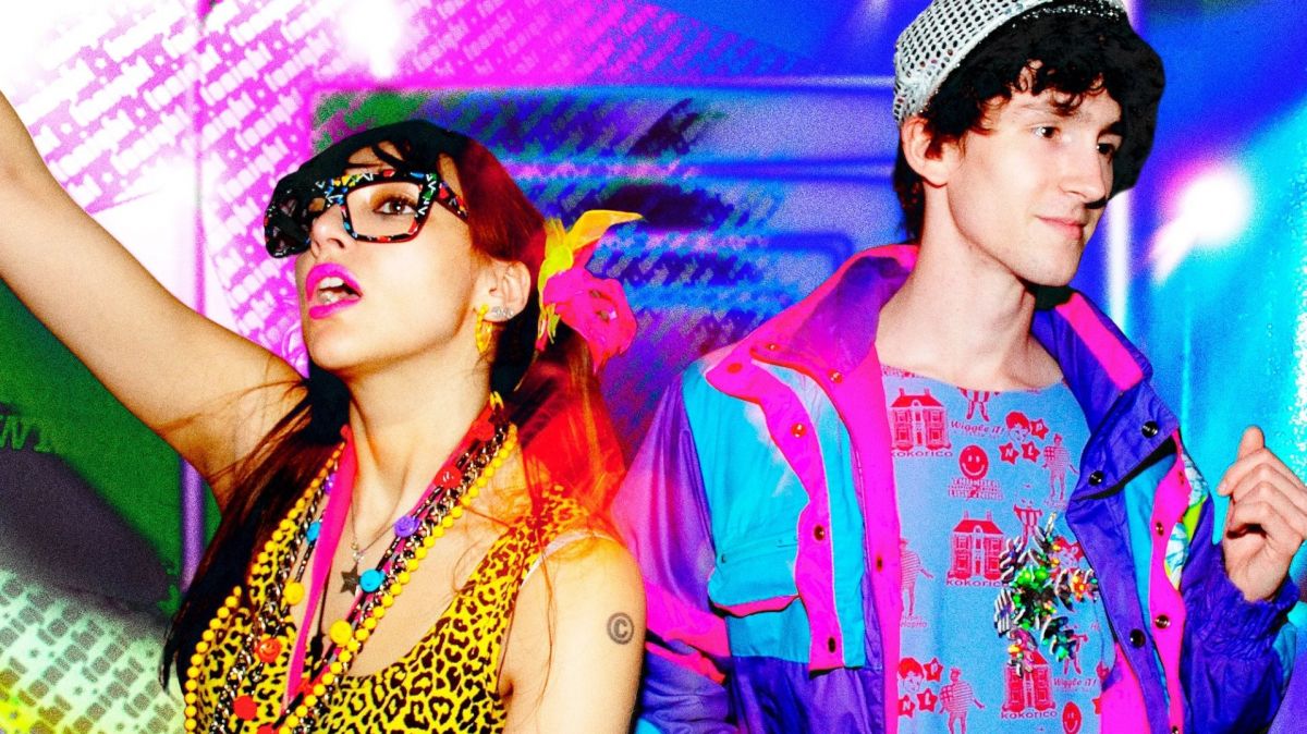 indie sleaze,  Isabel Marant,  Gen Z fashion,  Kate Moss,  Lila Moss,  suede wedge sneakers,  indie sleaze trend,  fashion nostalgia,  hipster style,  Y2K fashion revival