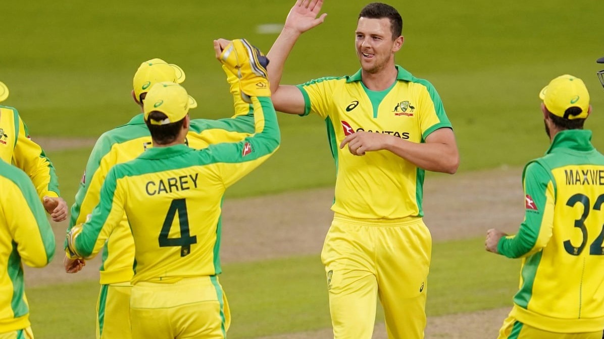 Ashes in Manchester,  Australia,  England,  Hazlewood