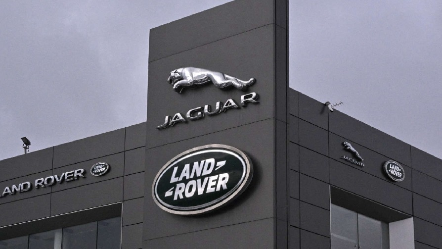 Jaguar Land Rover,  JLR,  cyber attack,  manufacturing,  production restart,  supply chain,  UK government,  loan guarantee,  Solihull,  Halewood