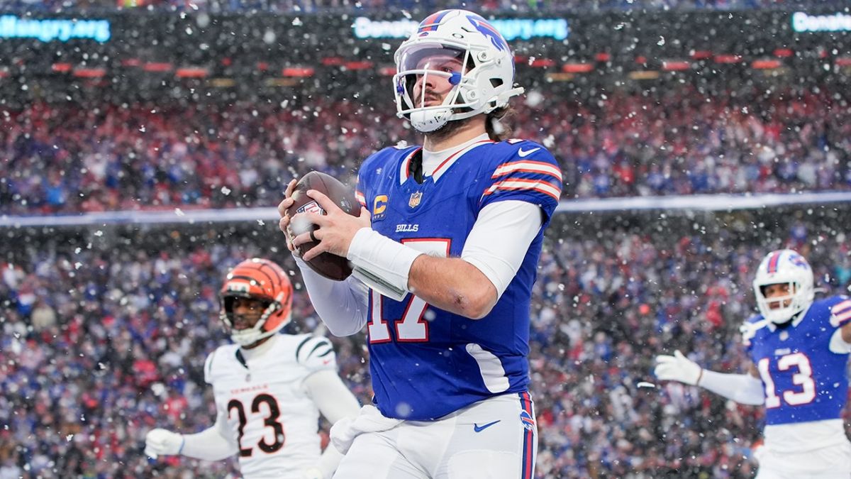 Joe Burrow,  Bengals vs Bills,  Christian Benford, Christian Benford interception return momentum shift,  how Benford&rsquo;s pick changed Bengals vs Bills matchup,  strategic importance of Benford&rsquo;s interception return,  impact of defensive turnover on Bills&rsquo; comeback,  analysis of game-changing interception in Bengals&ndash;Bills, Buffalo Bills,  Cincinnati Bengals