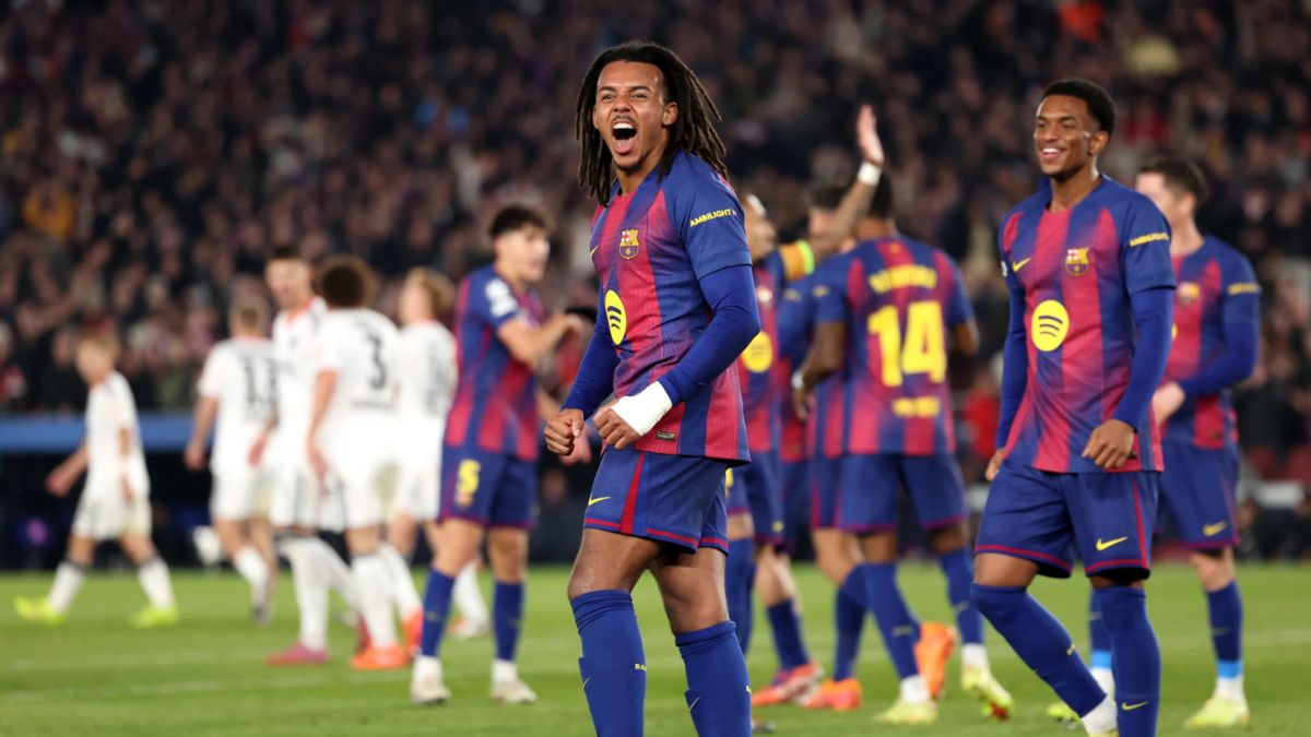 Barcelona comeback, Barcelona substitutions,  Eintracht Frankfurt, Barcelona vs Eintracht Frankfurt, Champions League history, Barcelona halftime tactical adjustments analysis,  impact of substitutions on Barcelona comeback,  strategic changes fueling Barcelona victory,  how Barcelona overturned deficit against Frankfurt,  second half strategy review Barcelona