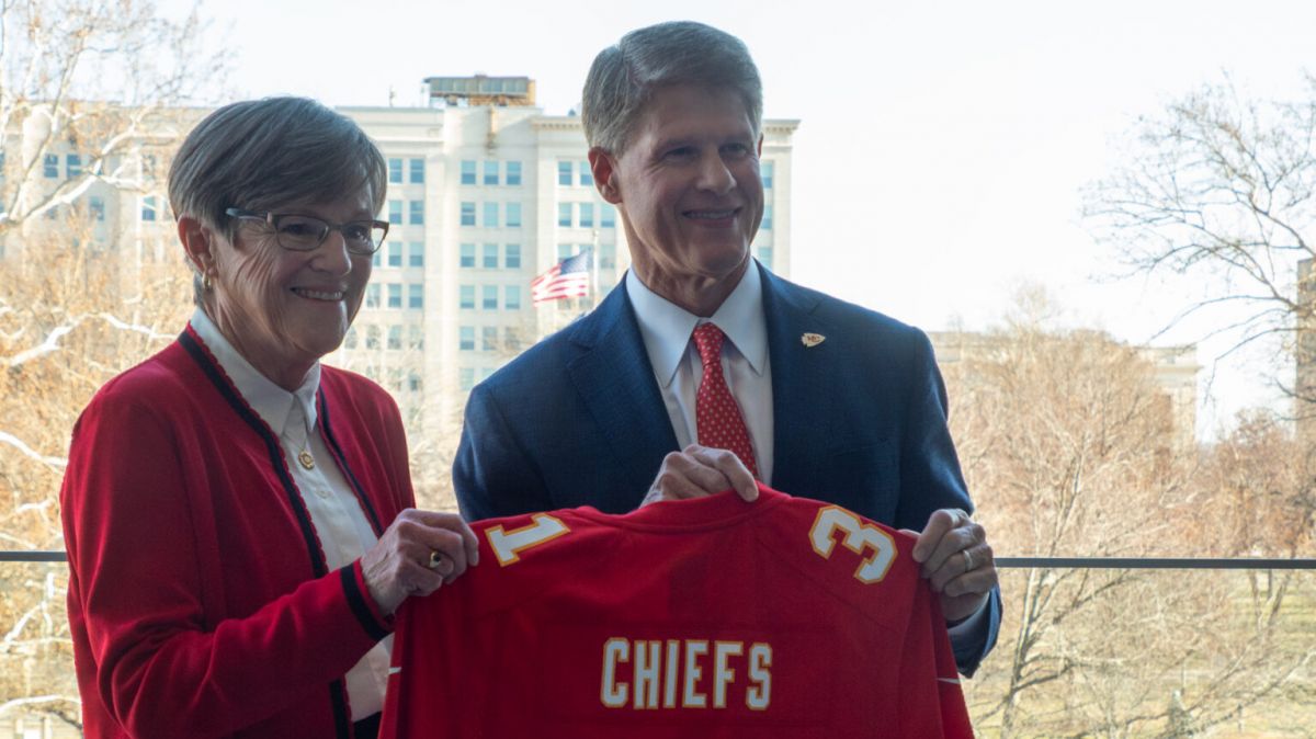 Chiefs move to Kansas,  new Chiefs stadium 2031,  Wyandotte County dome, Kansas Governor Laura Kelly,  STAR bonds Kansas, Kansas City Chiefs,  STAR Bonds, assessing economic incentives behind Chiefs move to Kansas,  analysis of STAR Bond framework in Chiefs agreement,  how STAR Bonds finance stadium development