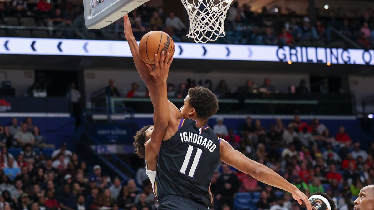 Devin Booker 30 points,  Phoenix Suns vs Pelicans recap,  Mark Williams double double,  Suns win 115-108,  Zion Williamson Pelicans stats,  NBA scores December 26 2025,  Devin Booker fourth quarter points,  New Orleans Pelicans free throw struggles,  Collin Gillespie Suns highlights,  Phoenix Suns rebounding stats