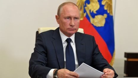 Military , 	Russia, Coronavirus flare-up , Hacking , Internet, Cyberwar, Social media , China