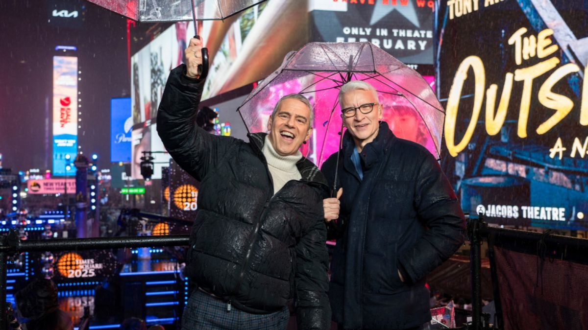 How to watch CNN New Year&rsquo;s Eve Live 2026,  stream Anderson Cooper Andy Cohen NYE without cable,  CNN All Access New Year&rsquo;s Eve live stream,  Andy Cohen Anderson Cooper drinking on air 2026,  CNN NYE 2026 performers list,  watch Times Square ball drop 2026 online free,  CNN New Year&rsquo;s Eve Live schedule ET,  SiriusXM CNN Radio Andy channel 102,  Shakira performance CNN New Year&rsquo;s Eve,  Robyn live at Times Square CNN