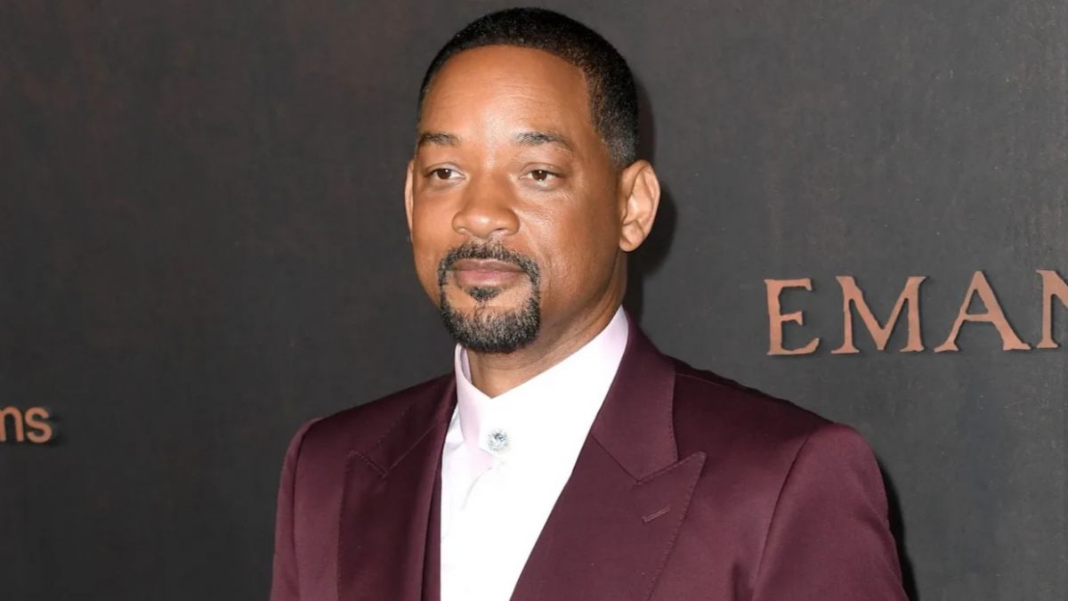 166 images have been uploaded on medical scrubs,  and the logos of various websites that were not there before have been created by ChatGPT and uploaded as well