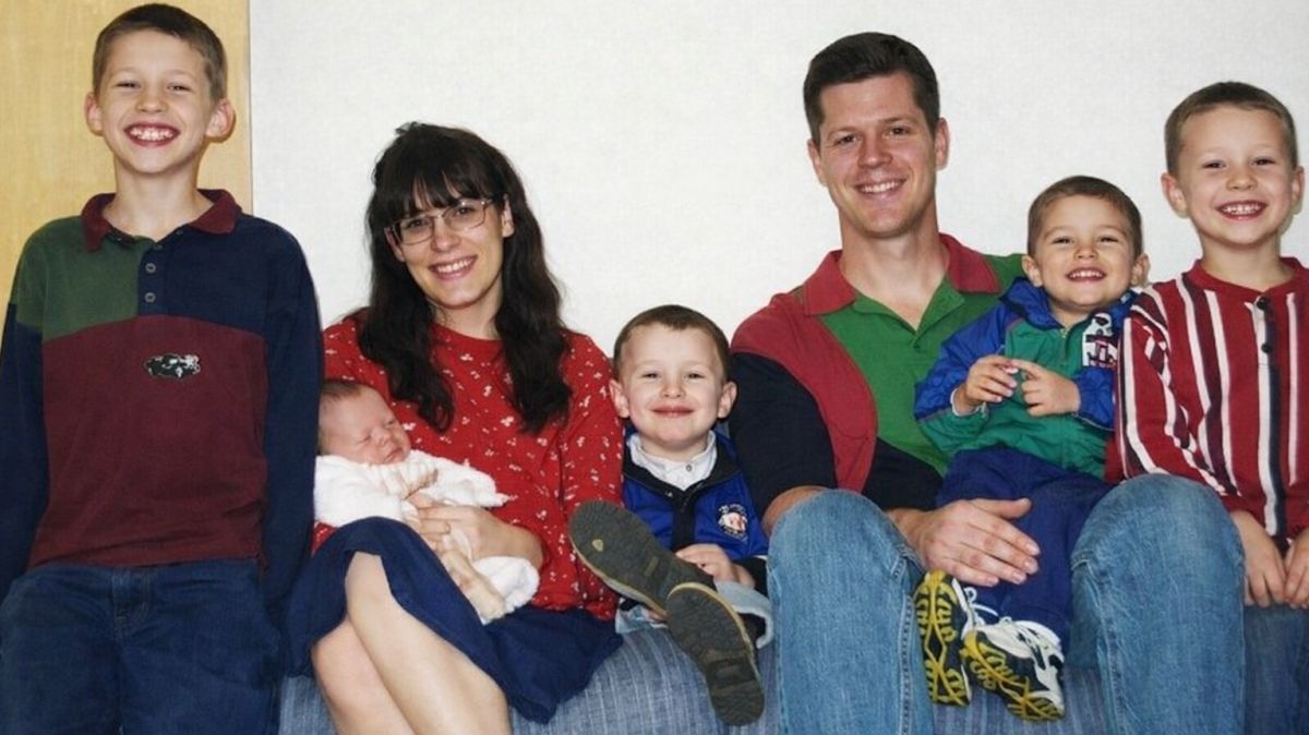 where is andrea yates now 2026,  andrea yates kerrville state hospital update,  andrea yates 25 years later,  andrea yates children memorial fund 2026,  postpartum psychosis legal cases texas,  andrea yates not guilty by reason of insanity,  rusty yates andrea yates relationship 2026,  andrea yates annual competency review waiver,  the cult behind the killer hbo max,  andrea yates lawyer george parnham