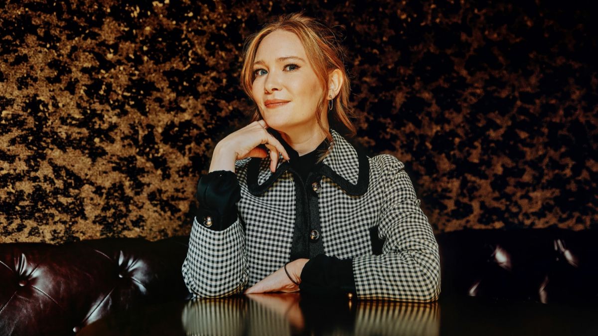 Sarah J Maas ACOTAR new books,  A Court of Thorns and Roses series update,  Sarah J Maas announcement,  ACOTAR next book release,  fantasy book news 2026,  Prythian world expansion,  A Court of Silver Flames sequel,  romantasy book series news