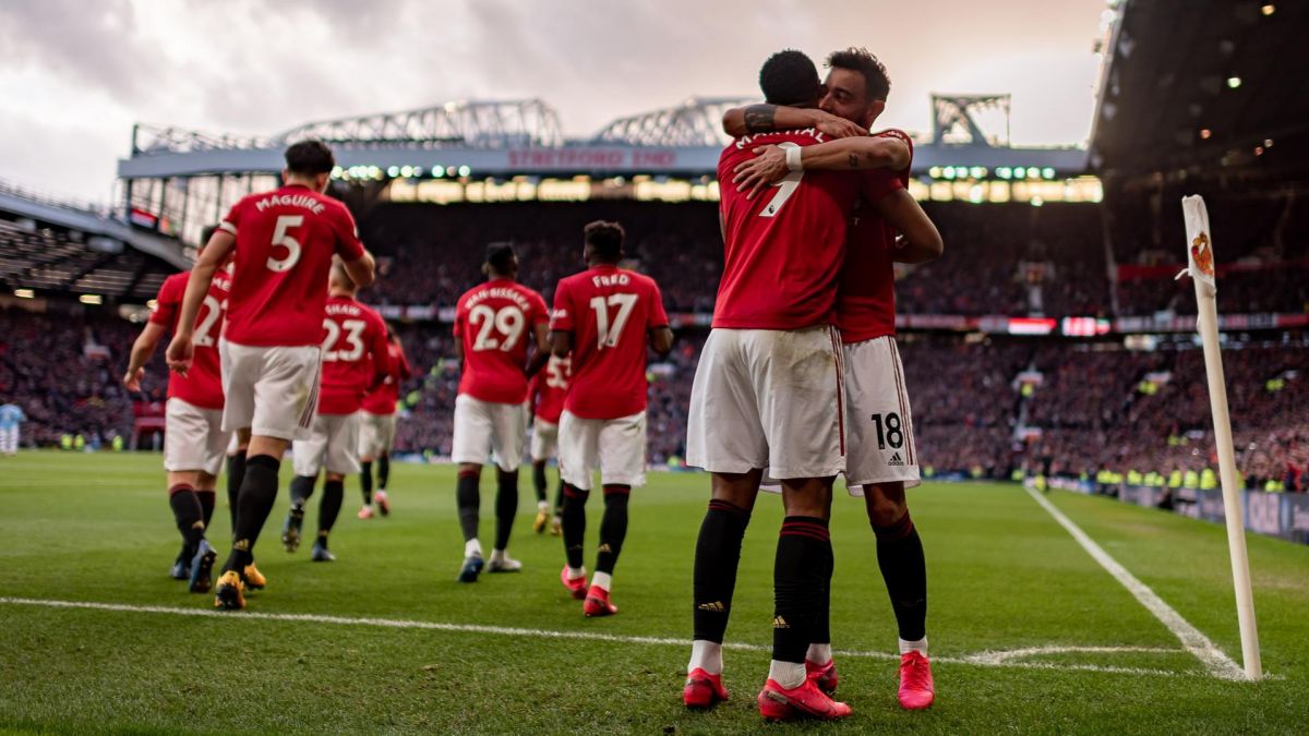 Manchester United, Sir Alex Ferguson, Ole Gunnar Solskjaer, Jose Mourinho, Ed Woodward, Transfers, Glazers, UEFA Champions League, Premier League, Spurs