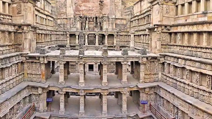 RanikiVav ,  Republic of India , Gujarat,  Maru-Gujara art , Stepwells