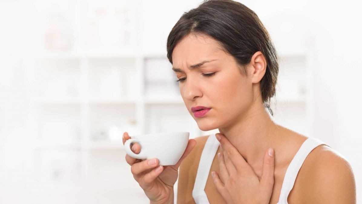 cartilaginous tube,  nongovernmental organization , Swallowing, Choking, maneuver Heimlich