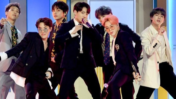 K-Pop Band , BTS , South Korea, K-pop, Kakao Games, Korean Band, Covid pandemic. , K-Pop Band BTS scroes huge hit, Youtube
