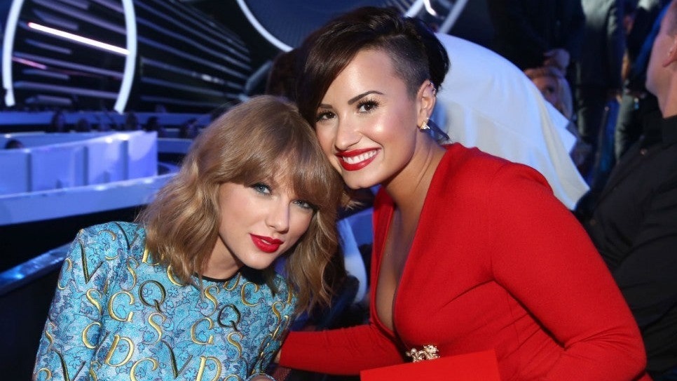 taylor swift,  interview, Demi Lovato, Praises Former Foe, singer
