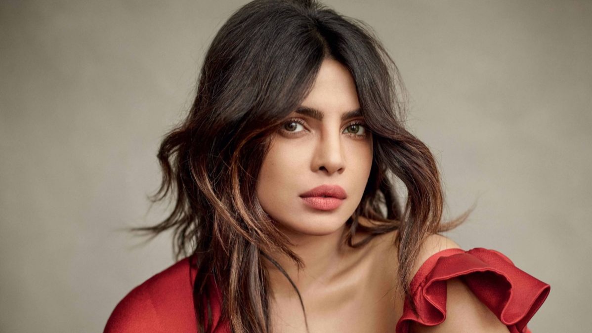 Sam Heughan, Grammy-champ Celine Dion, Priyanka Chopra, Bollywood And Hollywood News, 38-year-old entertainer