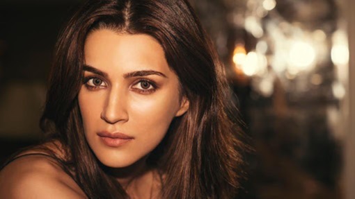 Kriti Sanon, Chakrasan, Vip, Bollywood Actress, Yoga