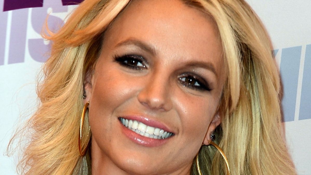 Britney Lances , Britney Lances protest, FreeBritney. , Britney Lances Looks For Independence , Britney Lances father, Freedom from father