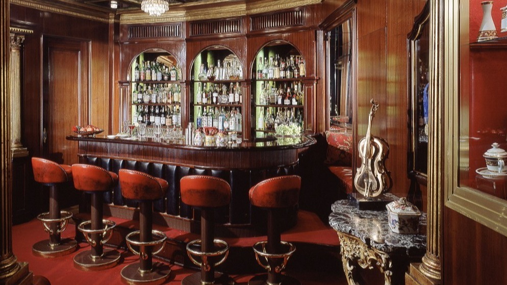 beverage, drink, travel, Bar, Coronavirus