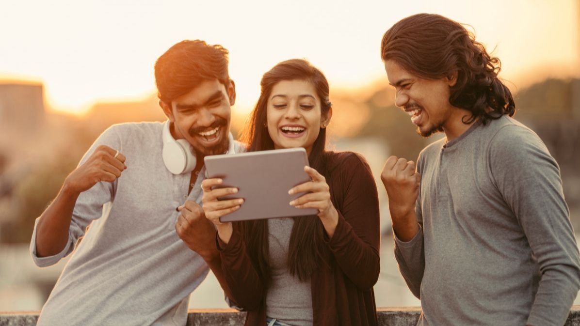 COVID-19 ,  aerosols,  virus, airborne transmission, Live Science