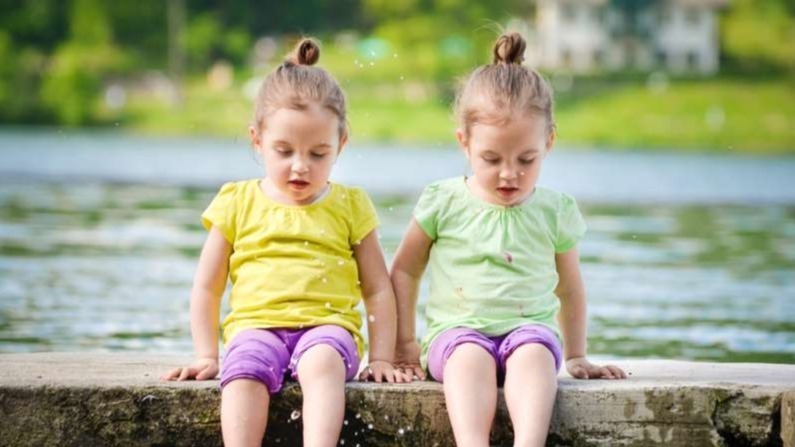 genetic changes, twin, DNA, genetic variations, diseases, Condition