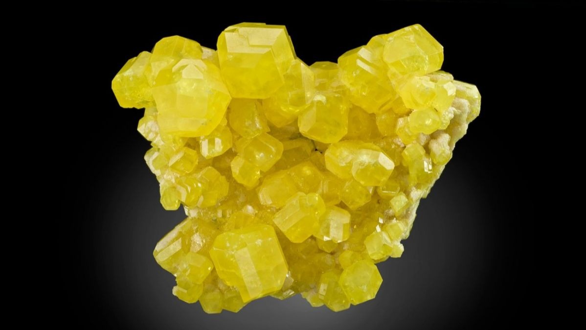 technology , section transition,  sulfur , tantalum atoms, Max Planck Institute