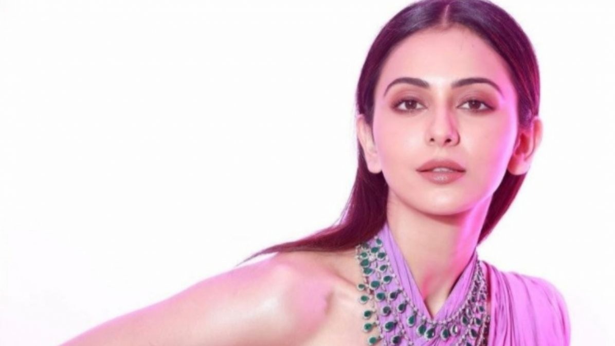 covid-19,  Kriti Sanon,  Malaika Arora,  Amitabh Bachchan,  Varun Dhawan,  Genelia D Souza, Rakul Preet Singh