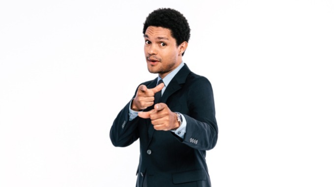 Margot Robbie, Noah-as-Robbie, South African comedian , Reddit group , humans