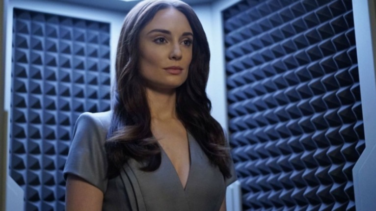 Sigourney weaver,  jean reno,  charlotte Gainsbourg , series,  Camille cotton,  Monica Bellucci