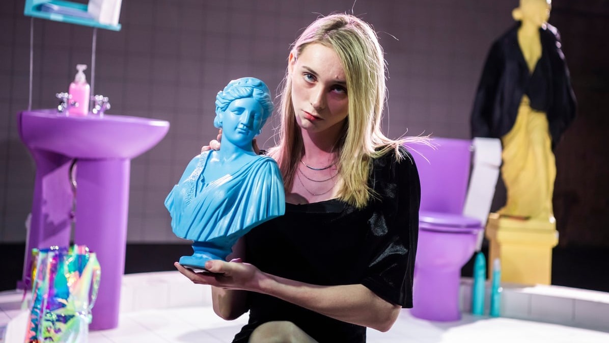 pink bathroom ,  Rosie's friend , zee, Bush theatre, Travis Alabanza