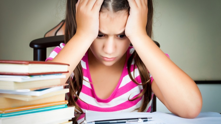 social media, Despair,  Tension,  Loneliness , mental health