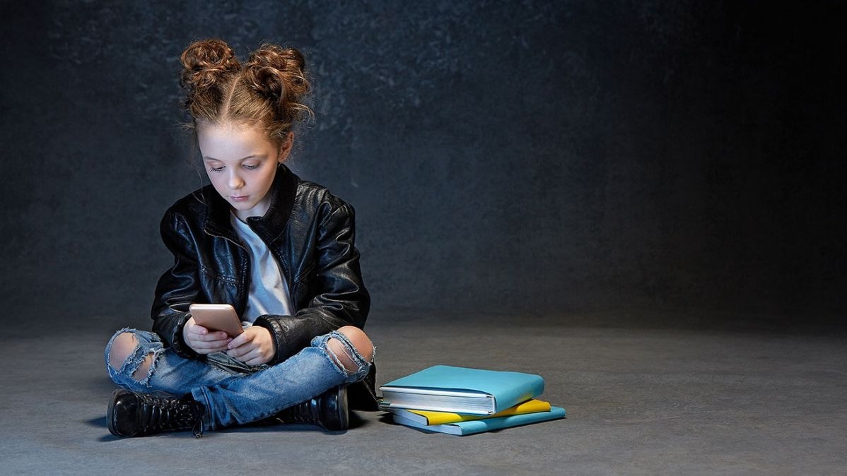 Loneliness, Net Addiction, symptoms, loneliness , coronavirus,  pandemic