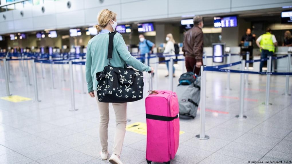 infectious , airlines , sars-cov-2 , Pandemic, sicknesses , doctor