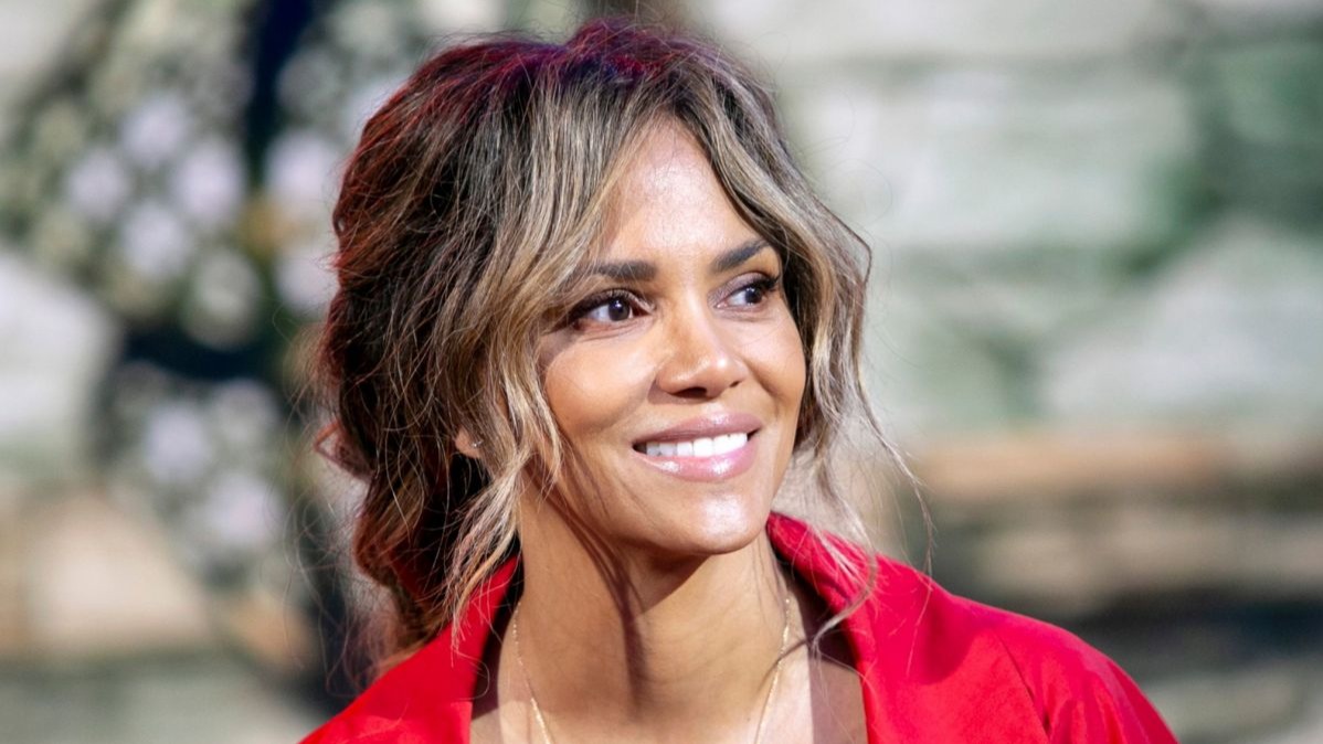 Halle berry,  black girls, Twitter, DJ rob Lederman, GTFO