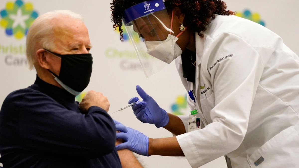 Covid-19 , vaccines, health minister , matt hancock, pfizer ,  astrazeneca