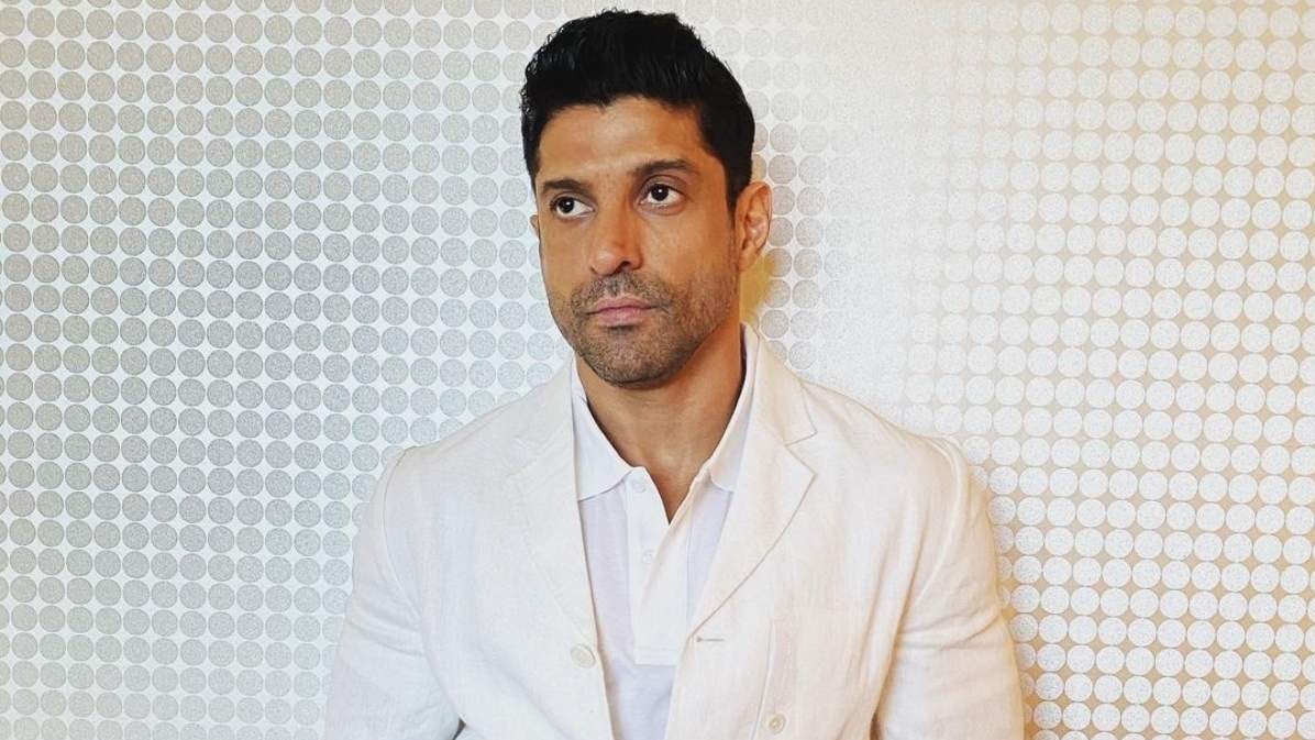 Farhan Akhtar, COVID-19, Pandemic, actor , ambulances, monsters